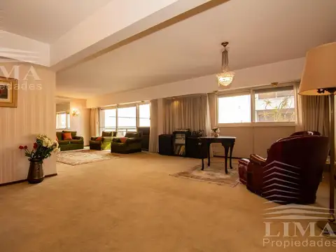 Departamento en Venta de 4 dormitorios