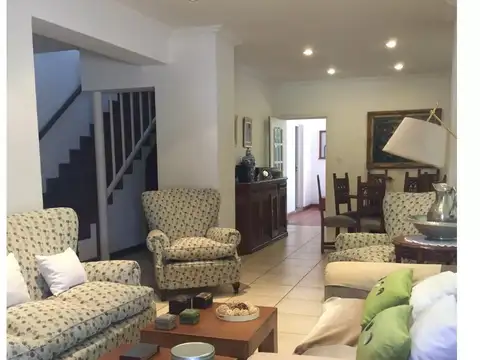 Casa en Venta en Olivos Vias/Maipu, USD 320.000