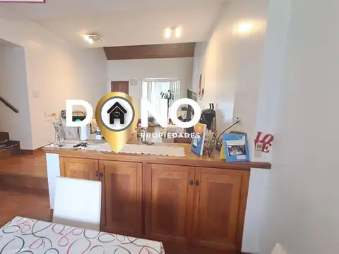 DUPLEX 4 AMBIENTES CON PATIO