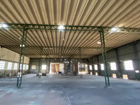 Galpon en Venta 70  mts Frente