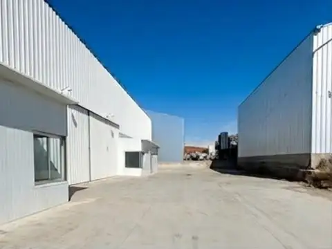 ALQUILER GALPON  2000 MTS ZONA INDUSTRIAL MAIPU