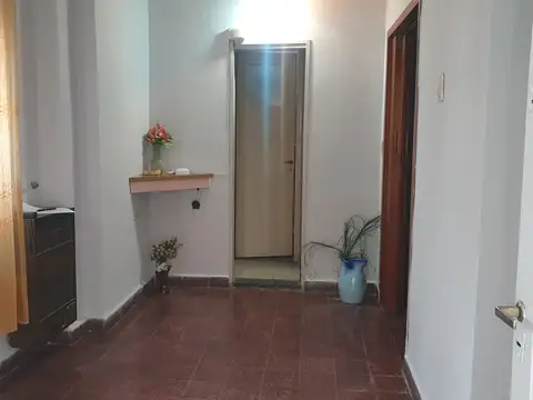 Depto Tipo Casa en Venta 50 años