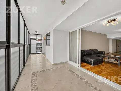 Departamento 4 ambientes con 3 baños