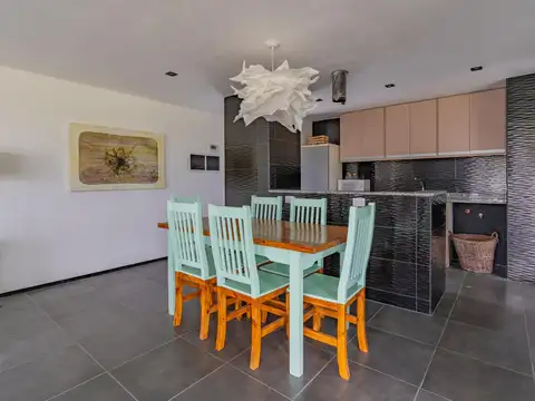 Casa estilo moderno en el barrio Cardon Miramar Links