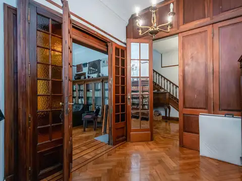 Casa en Venta con 1 cochera