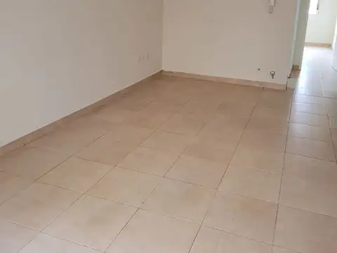 Depto Tipo Casa en Alquiler de 2 ambientes