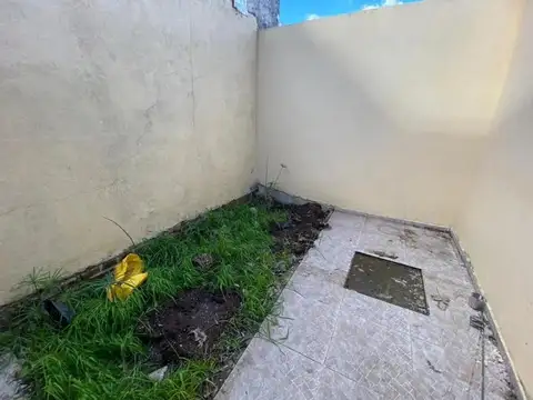 477 Y 30 VENTA DE DEPARTAMENTO