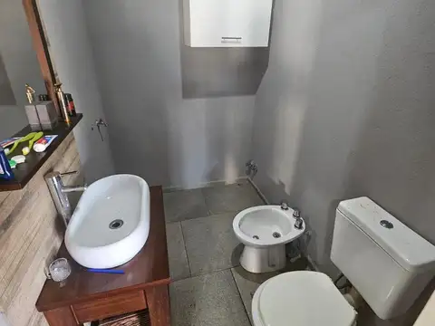Depto Tipo Casa 5 ambientes con 2 baños