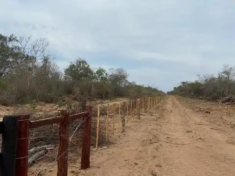 Aguas Dulces, Alto Paraguay, Paraguay 100