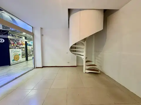 Maipu 864 , Piso 0