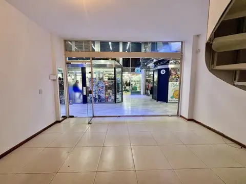 Local en Alquiler en Centro, $ 700.000