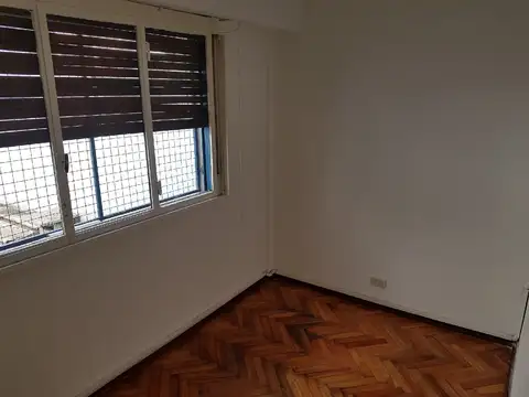 Departamento en Alquiler en Villa Devoto, $ 900.000