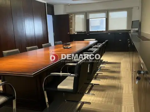 Reconquista 656 , Piso 2