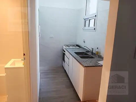 Departamento 2 ambientes con bajas expensas en Caballito
