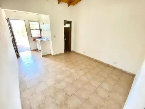 Depto Tipo Casa en Venta de 1 dormitorio
