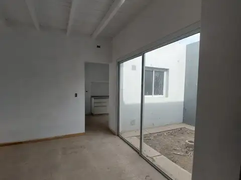 VENTA CASA MAIPU A ESTRENAR COMPLEJO PRIVADO