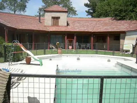 Casa 6 ambientes con 5 baños