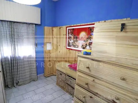 Raul Bagnati al 2400 esquina Olazabal