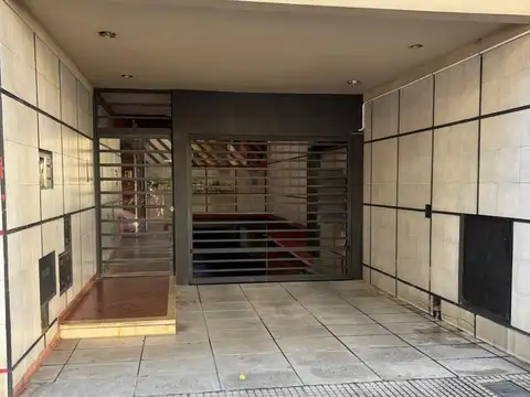 Cochera en Palermo Hollywood, cómoda y accesible