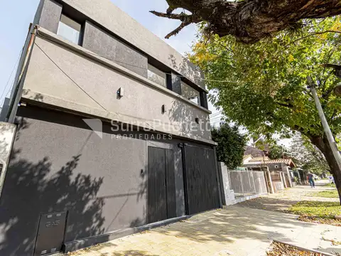 Venta ph tipo casa 6 ambientes en Haedo.