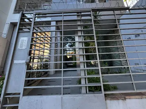 DEPARTAMENTO MONOAMBIENTE EN LOMAS DE ZAMORA.