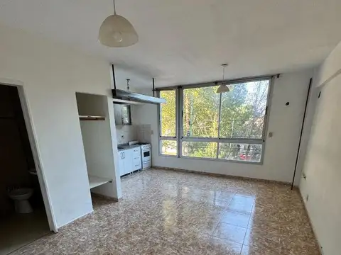 DEPARTAMENTO MONOAMBIENTE EN LOMAS DE ZAMORA.