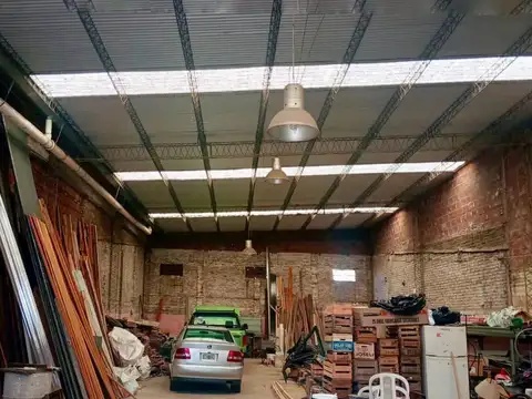 Galpon en Venta 10  mts Frente