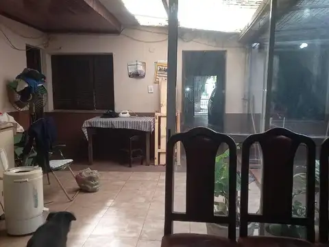 Se VENDE Casa de 4 Dormitorios