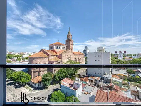 Penthouse en La Perla Maipu  al 4100