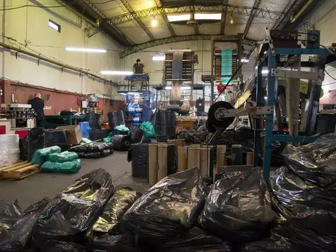 GALPÓN  EN VENTA EN SAN JUSTO - LA MATANZA