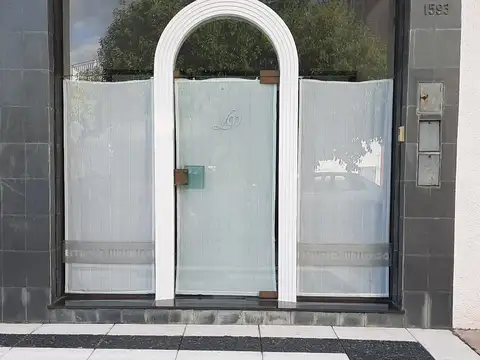 Local 30 m2 Aprox
