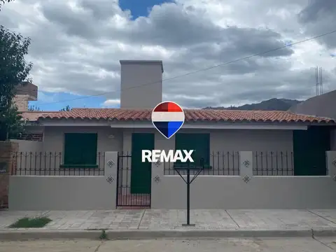 VENTA CASA CAFAYATE CENTRO 5 DORMITORIOS