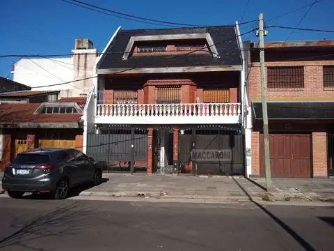 excelente ph 2amb patio impecable en barrio naon