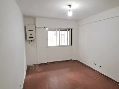 DEPARTAMENTO MONOAMBIENTE FRENTE PRECIO INCLUYE EXPENSAS ABL Y AYSA