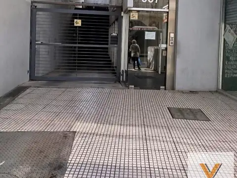 Avenida Pueyrredón e/ Lavalle y Tucumán