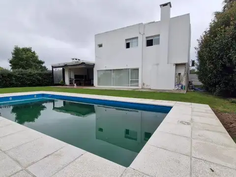 Casa en Venta en Valle Escondido El Prado, USD 490.000