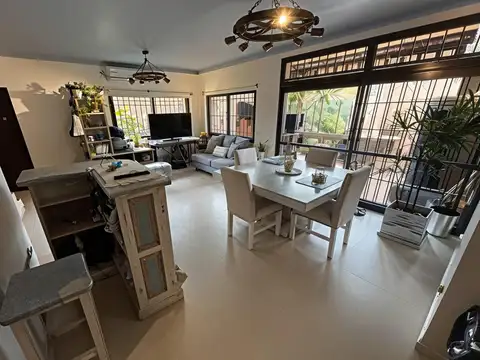 Depto Tipo Casa en Venta de 3 ambientes
