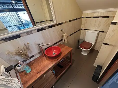 Depto Tipo Casa en Venta con 1 cocheras