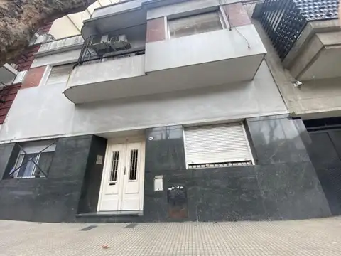 Avenida Avellaneda 900, Piso 1