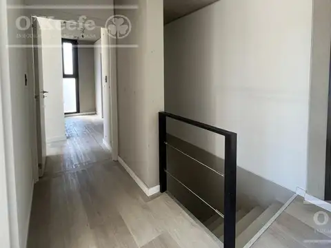 Casa en venta de 4 ambientes  Greenville Polo