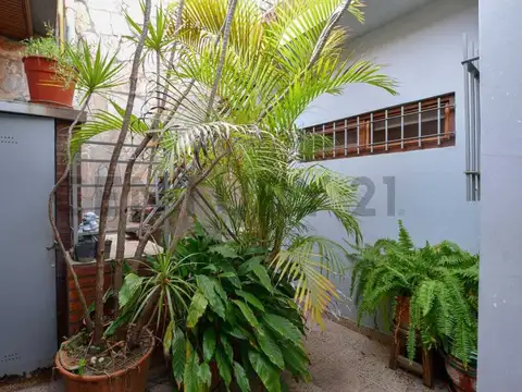 CASA EN VENTA EN TOLOSA LA PLATA DE 3 DORMITORIOS