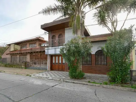 CALLE 2 BIS ENTRE 528 BIS Y 529 300, Piso 0