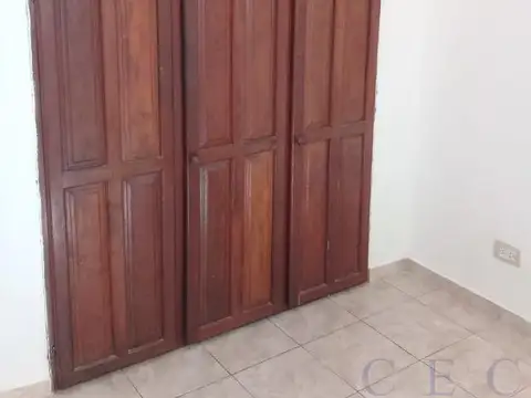 Departamento en Alquiler en Republica De La Sexta, $ 260.000