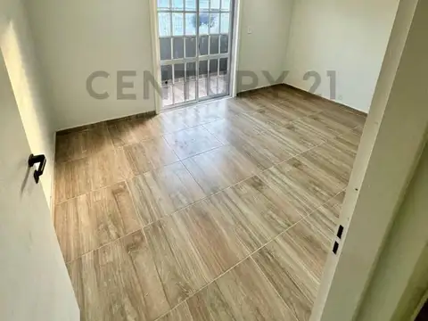 Casa en Alquiler en Quilmes, $ 984.000