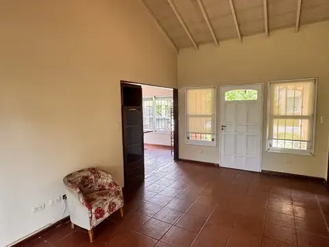 Casa en Venta con 1 cochera