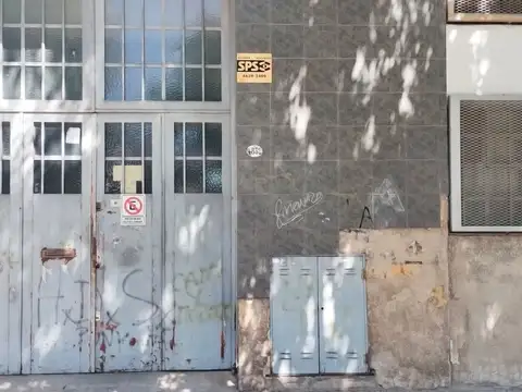 ALQUILER DEPOSITO CON ENTRADA PARA CAMIONES