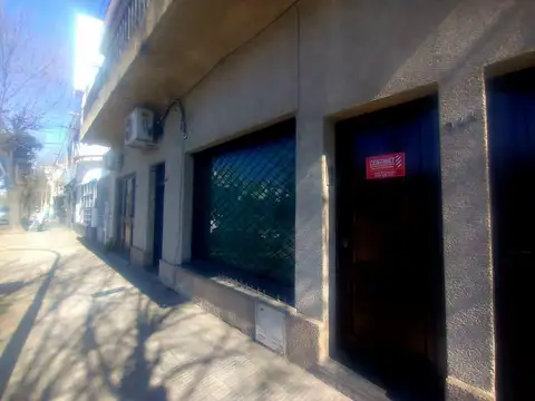 ALQUILER - Local para uso comercial - Barrio Luis Agote, Rosario.