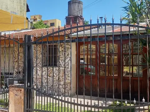 Casa en venta la Tablada 3 ambientes. APTO CREDITO
