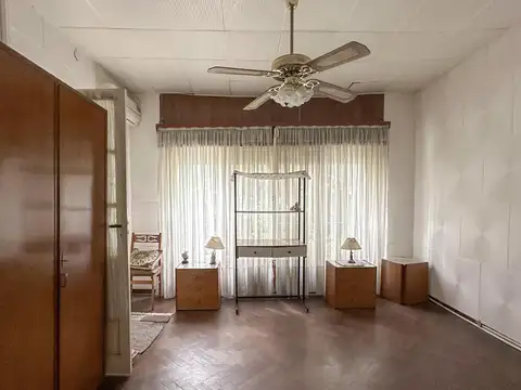 VENTA CASA MULTIFAMILIAR DOBLE SALIDA PIÑEYRO AVELLANEDA