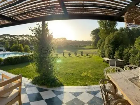 Casa en Venta Barrio Privado Rumenco